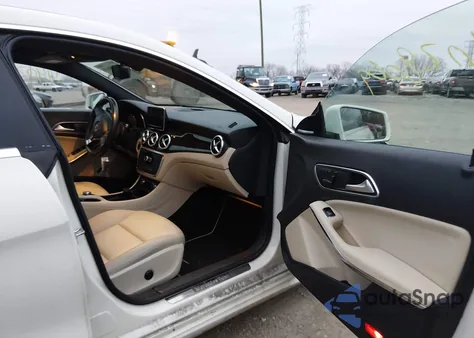 2014 Mercedes-Benz Cla 250 from USA, damaged, VIN WDDSJ4EBXEN056535